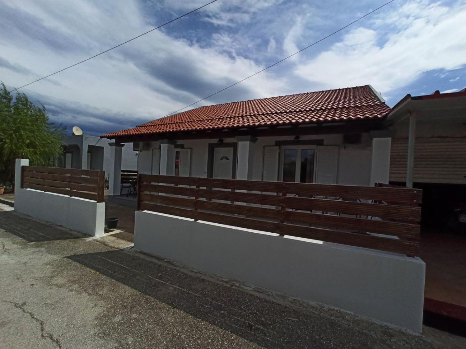 Vila. Dionysos Vakantiehuis Agios Georgios (Corfu)
